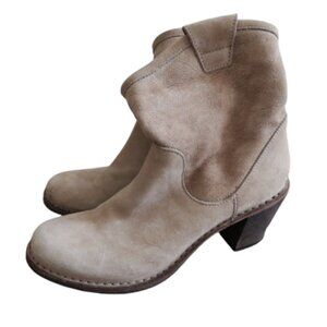 FIORENTINI + BAKER Slouch Western Ankle Booties Boots in Beige Suede Leather